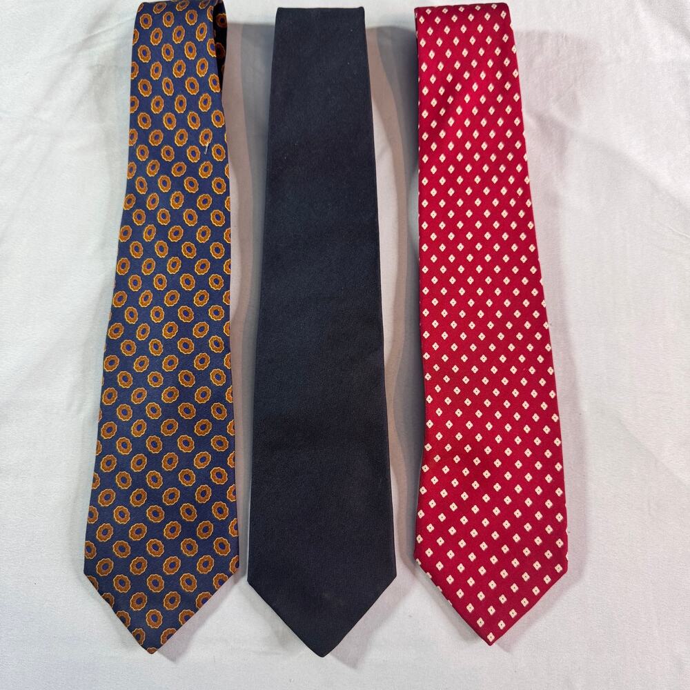 Lot of 3 Brooks Brothers Silk Neck Ties Navy Red Geometric Made USA